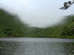 听命湖图片
