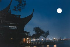 平湖秋月图片