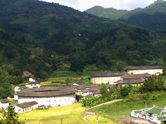 塔下村图片