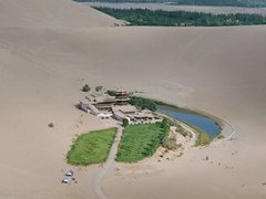 鸣沙山图片