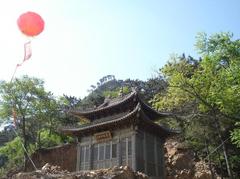 景忠山图片
