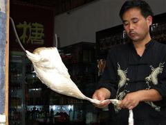 凤凰镇特产－姜糖原来是这样做出来的