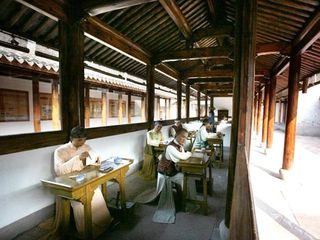 校士馆