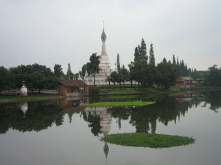 民族村