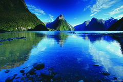 米佛峡湾图片