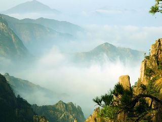 雾漫黄山